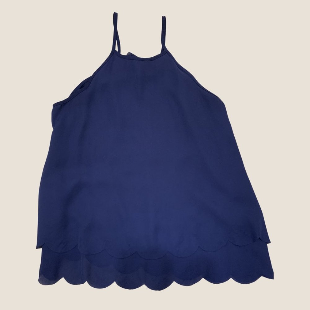 Flowy Scallop Detail Tank